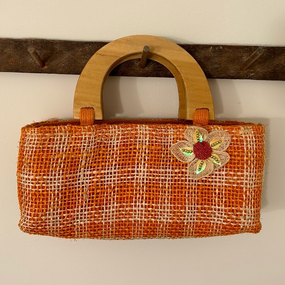 Super Cute Vintage Style Wooden Handle Bag - Picture 2 of 16